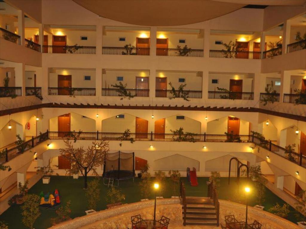 Johny International Hotel Mascate Exterior foto